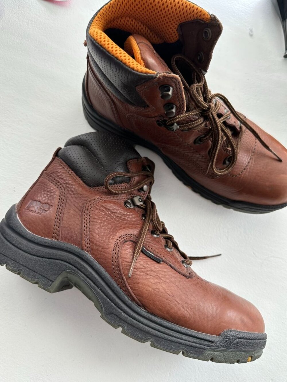 NWOB Women's Pro Series TiTAN 6" Alloy Toe Work Boot Size 9.5 Org.$155 Timberlan